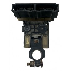 Polo Positivo Terminal Bateria Nissan March 2015 2016 2017