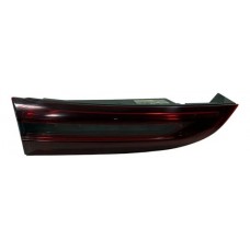 Lanterna Tampa Fiat Fastback Audace 2024 Traseira Esquerda