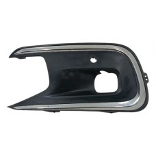 Moldura Milha Citroën C4 Picasso Intensive 2016 19 Esquerda